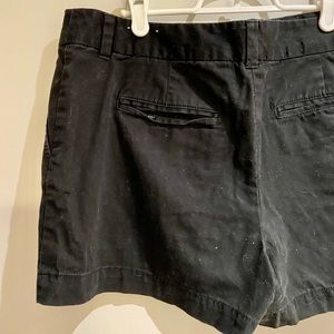 Ann Taylor gray short